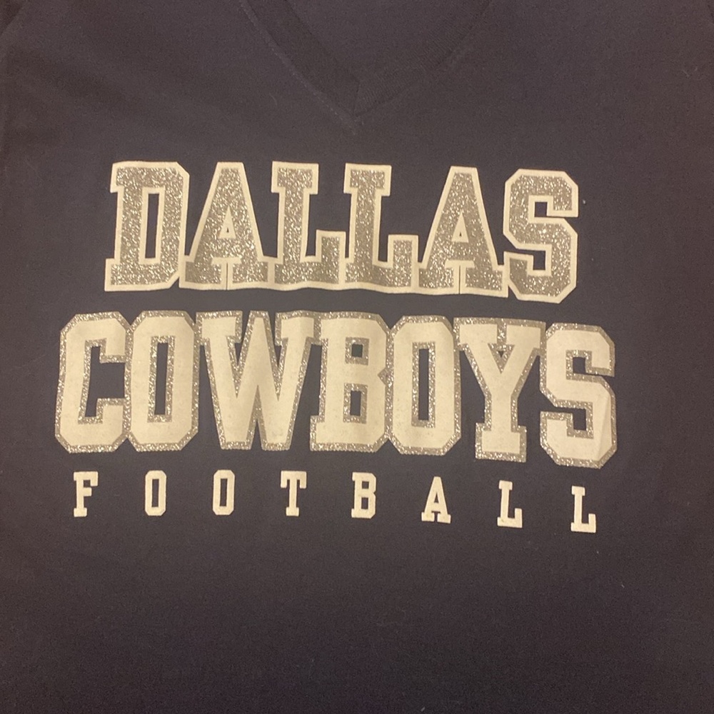 Dallas Cowboys V neck shirt